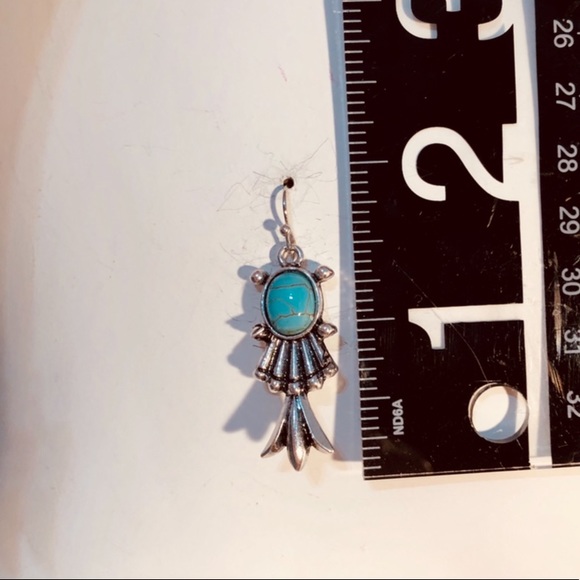 FREE EARRINGS w/ TURQUOISE SQUASH BLOSSOM NECKLACE - Picture 4 of 8